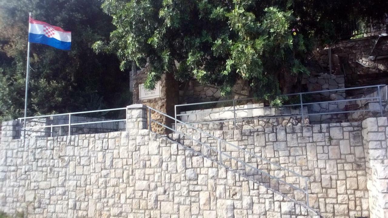 Cottage Melita The Apartment For Animal Lovers Babino Polje Ngoại thất bức ảnh