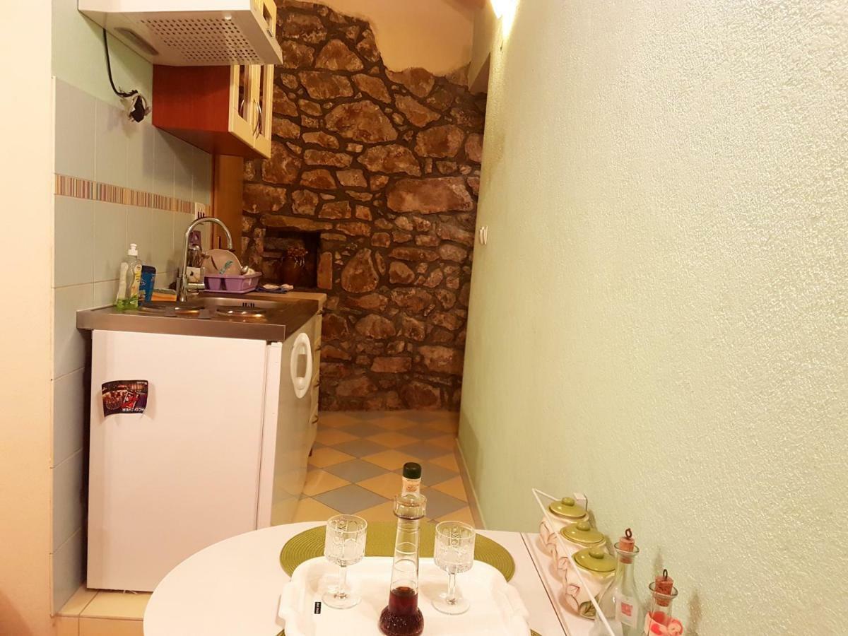 Cottage Melita The Apartment For Animal Lovers Babino Polje Ngoại thất bức ảnh